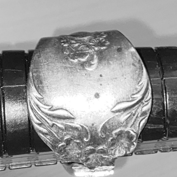 Vintage 1881 Rogers silverplate handmade spoon ring Floral Flower S11 - Picture 4 of 4